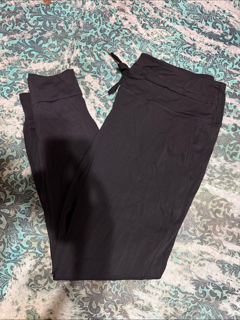 HALARA Black Joggers